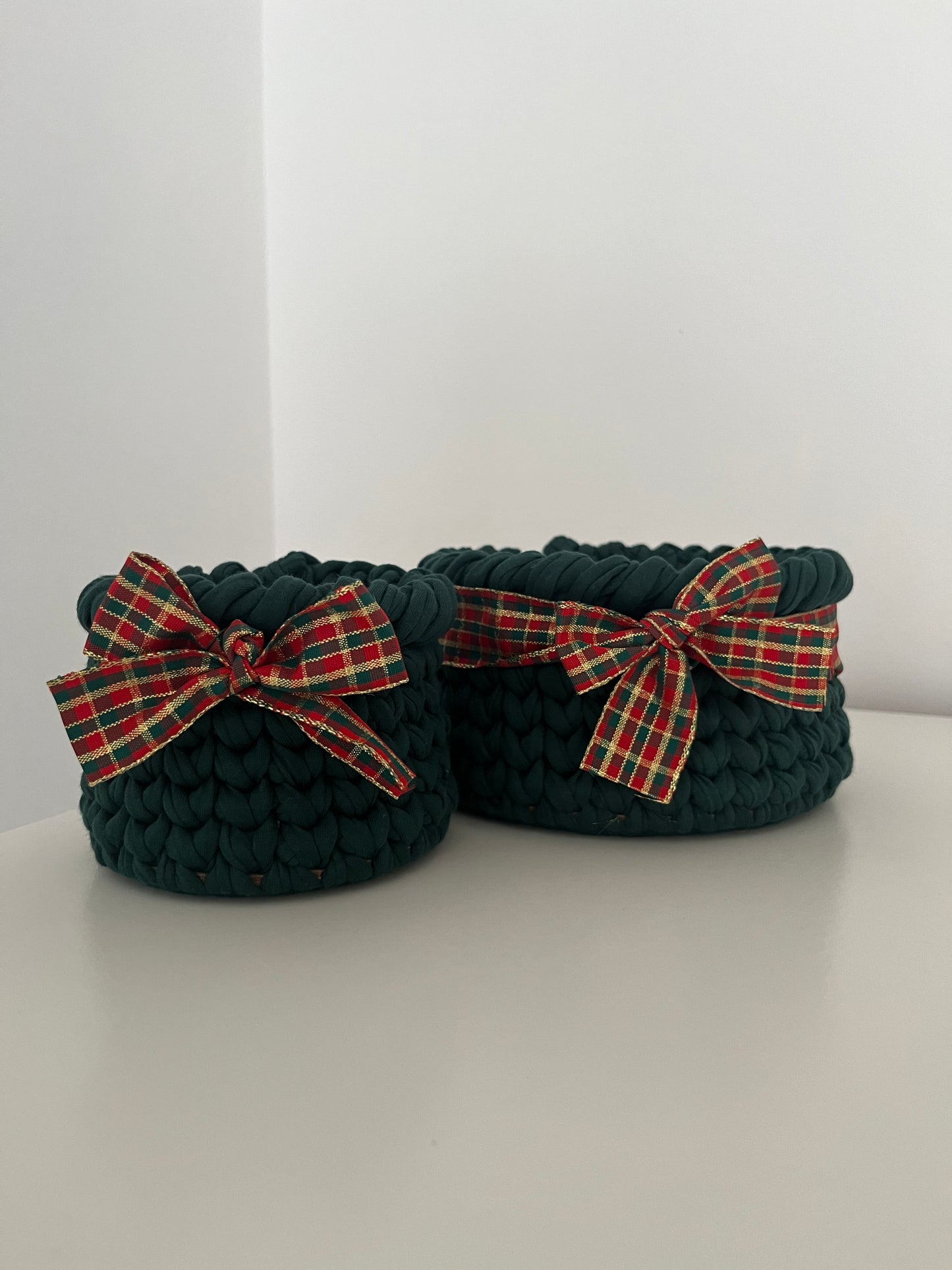 Zestaw dwóch zielonych koszyków