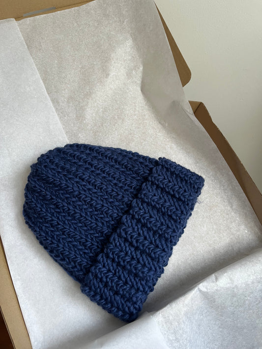 Czapka wełniana ciemnoniebieski