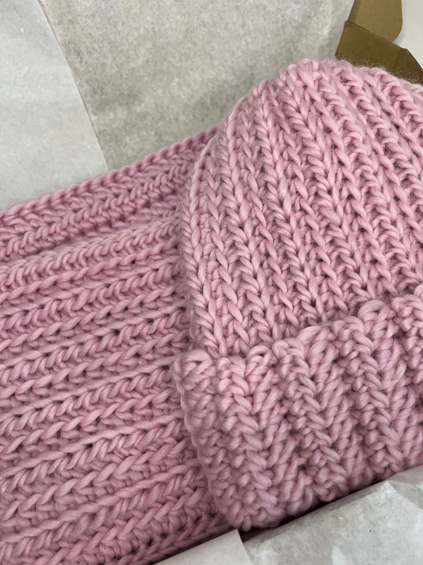 Komplet wełniany pudrowy róż