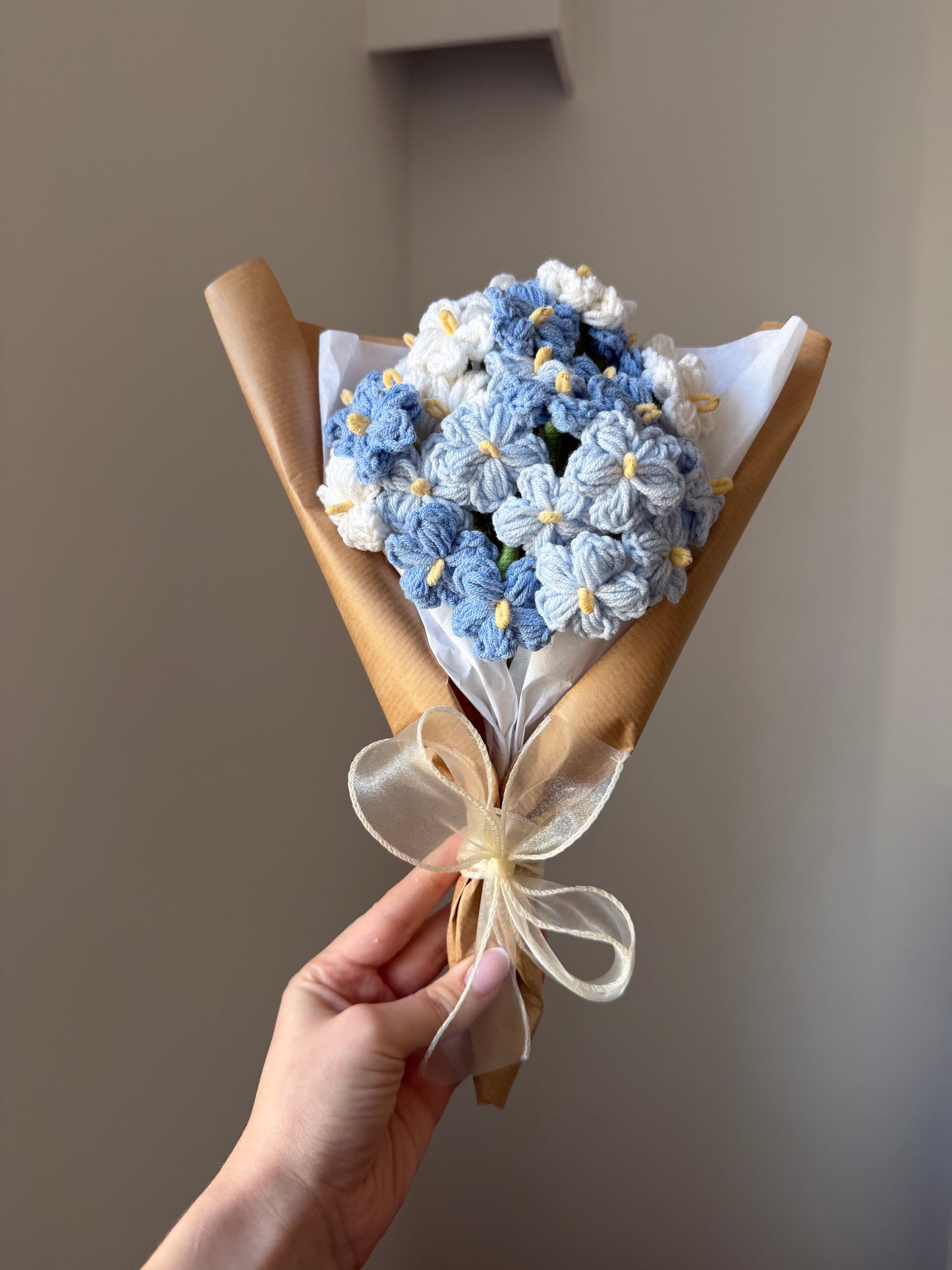 Niezapominajki niebiesko-białe