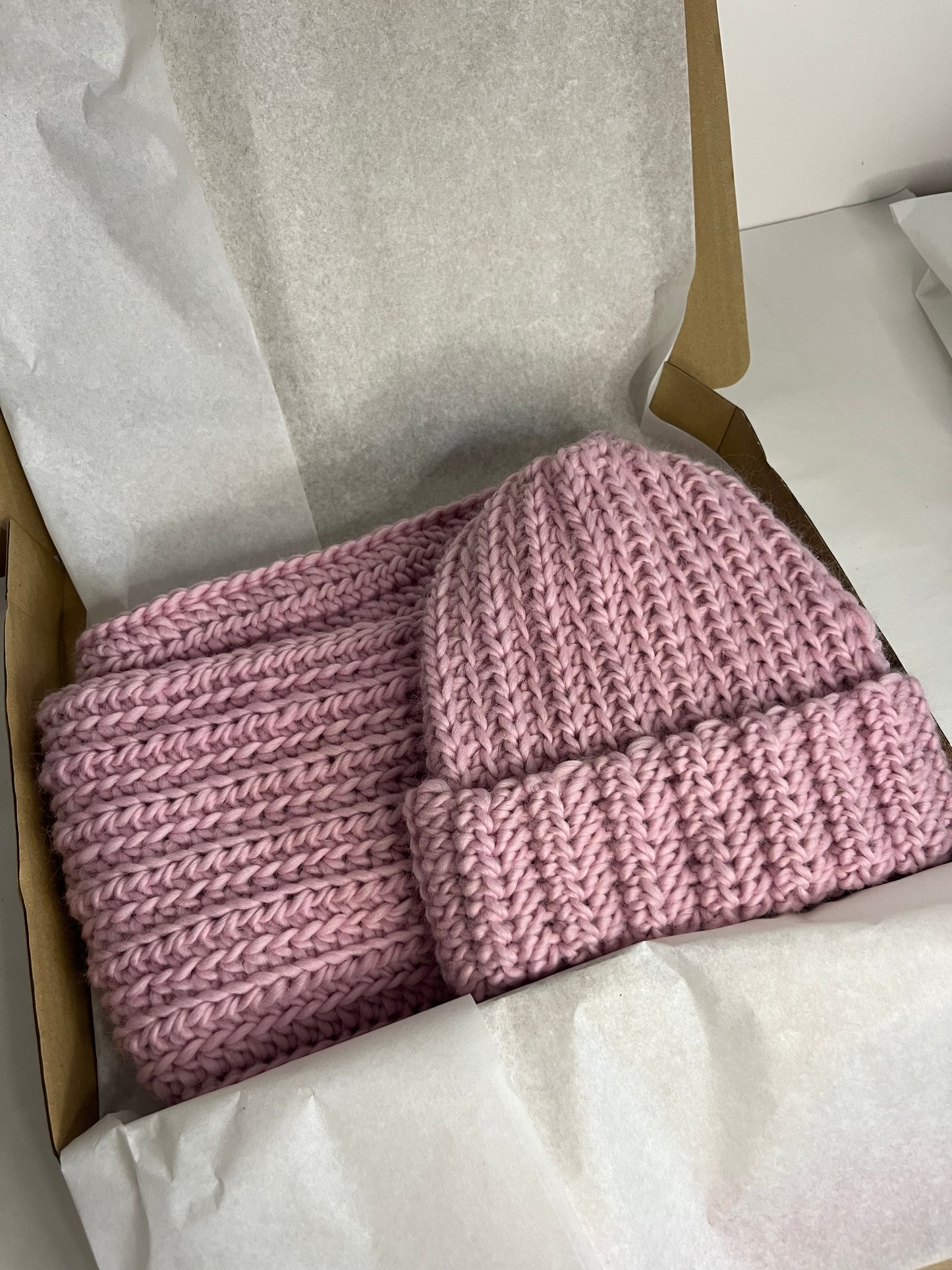 Komplet wełniany pudrowy róż