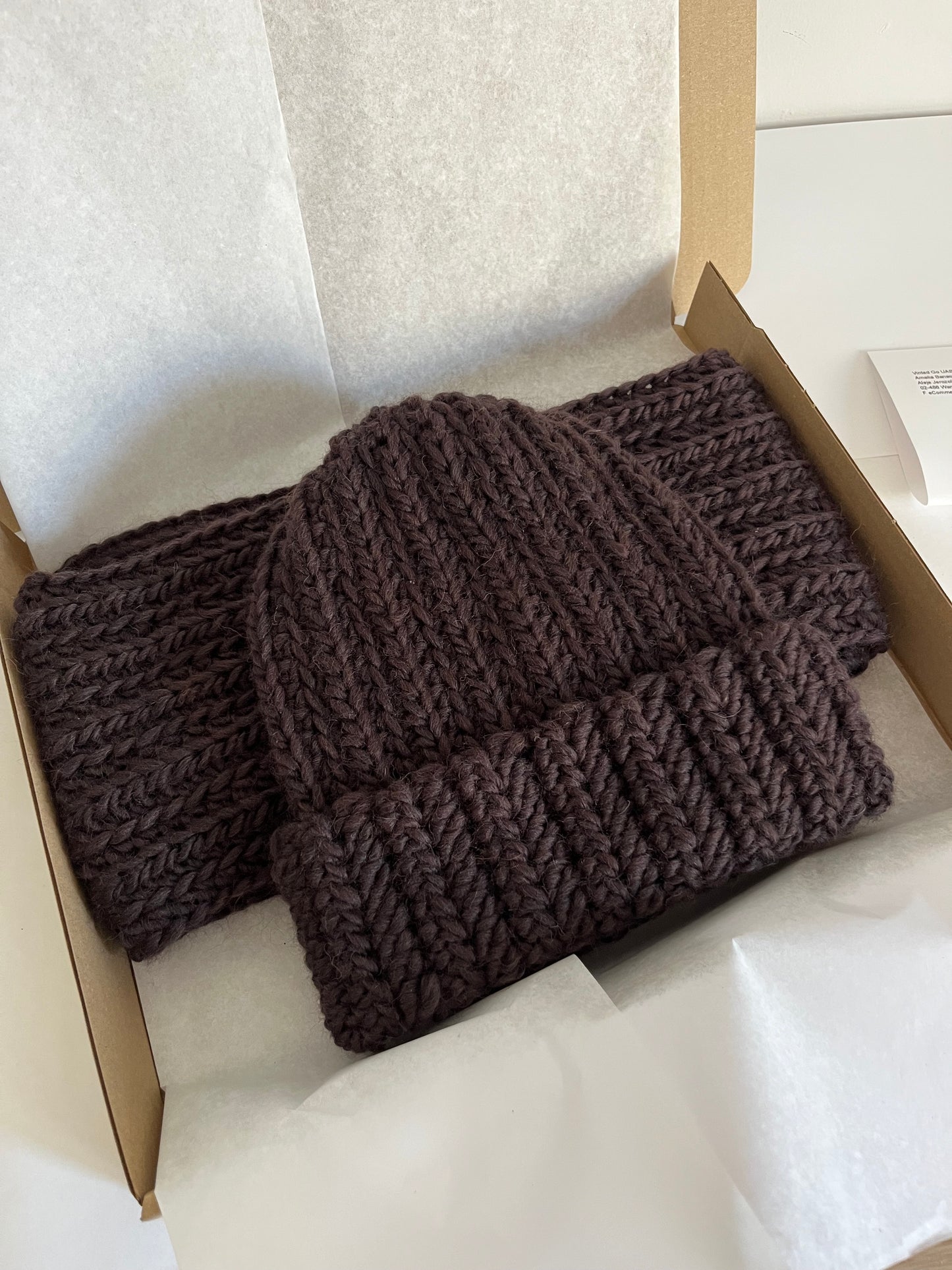 Wełniany komplet ciemny brąz