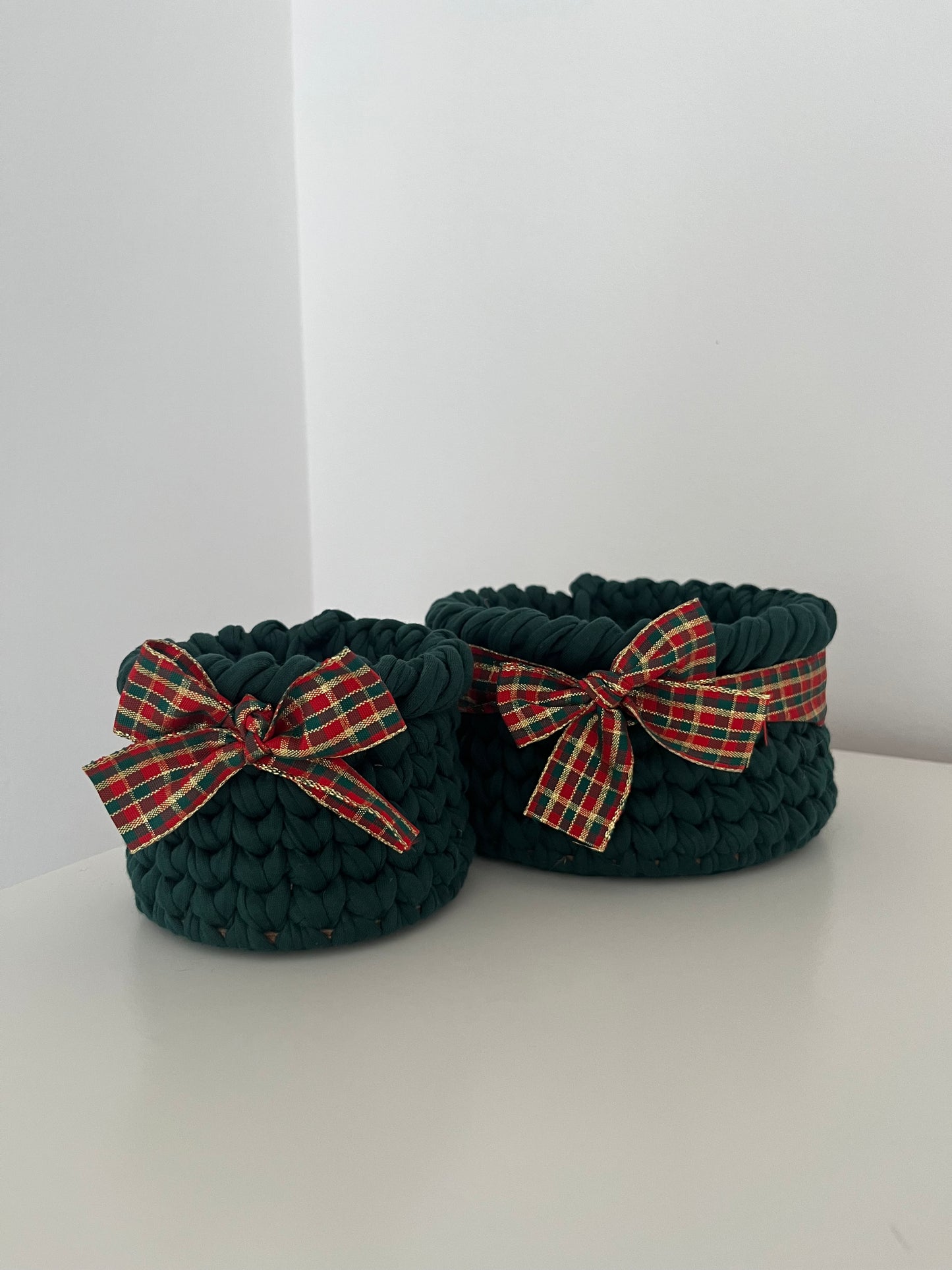 Zestaw dwóch zielonych koszyków