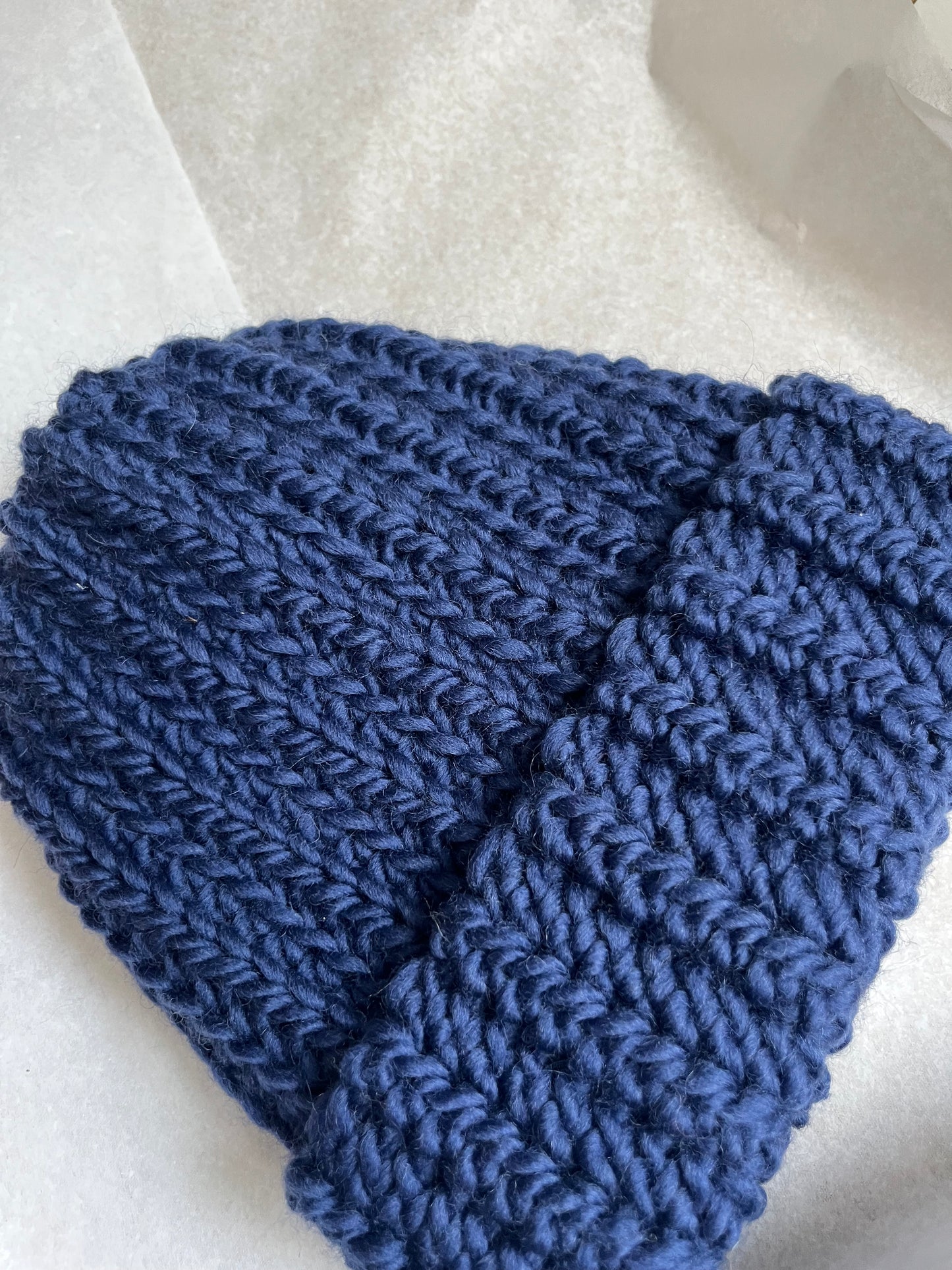 Czapka wełniana ciemnoniebieski